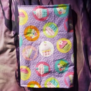 Cupcake bookcover handmade protective